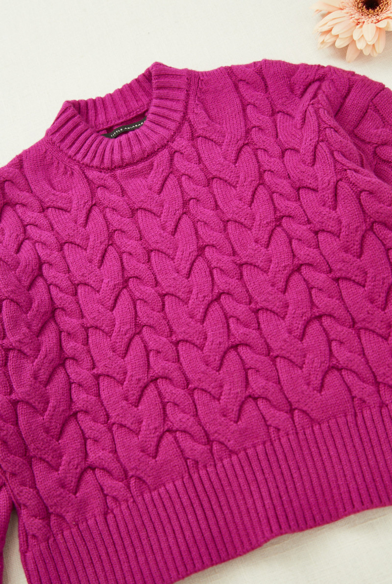 SWEATER LAKE
